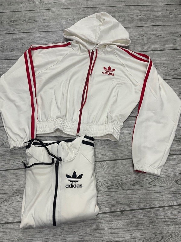 Producto - Campera Adidas (art 229)