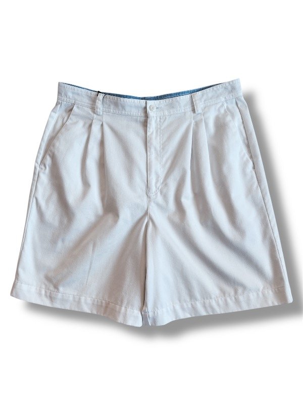 Producto - SHORT PINZADO LIZ CLAIBORNE marfil