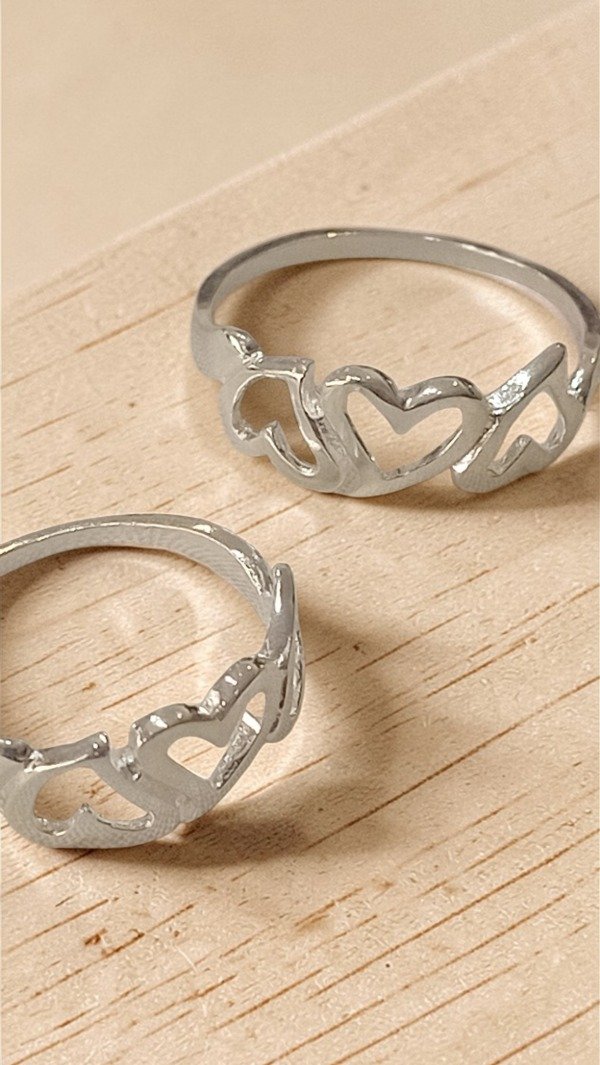 Producto - Anillo de Plata 925 de 3 corazones