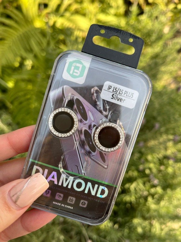 Producto - Iph 15 y iph 15 plus protector de camara straps plateado