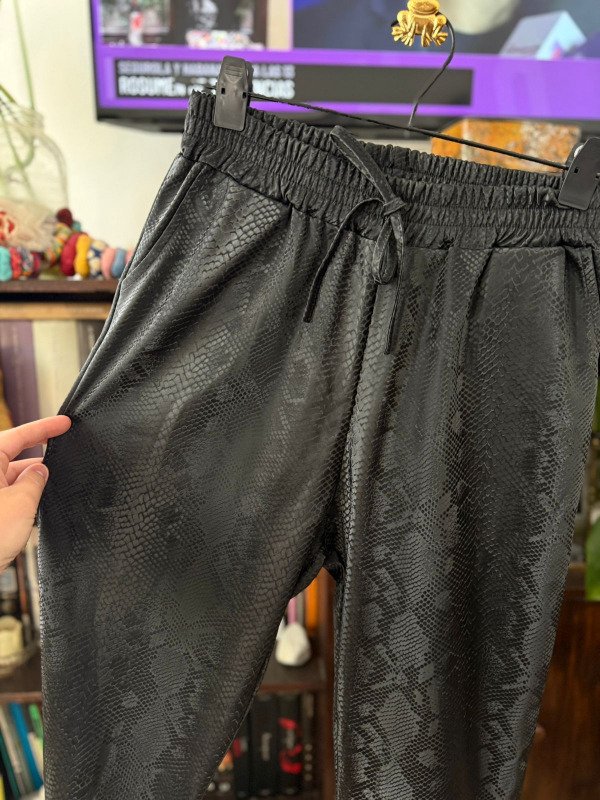 Producto - BABUCHA SNAKE