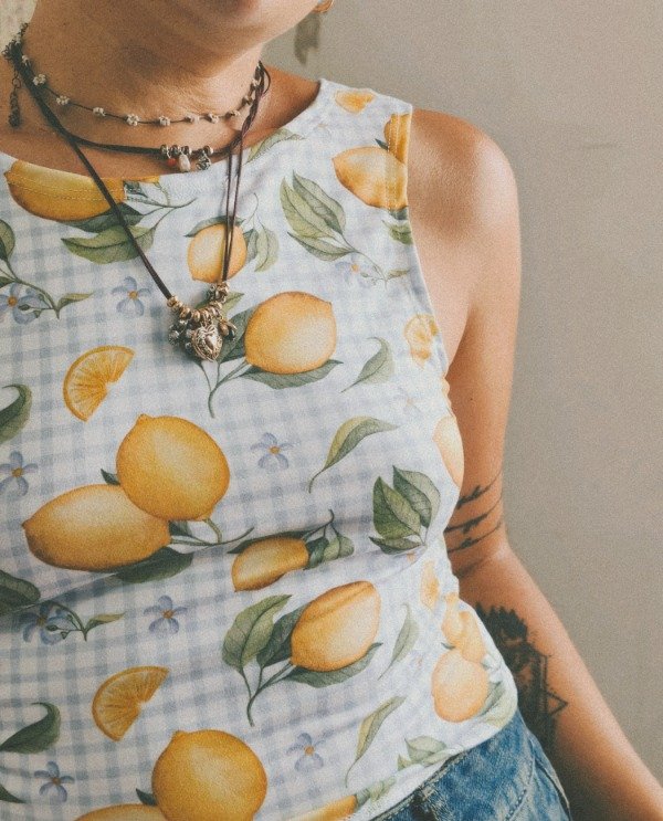 Producto - Musculosa Ana "Limones"