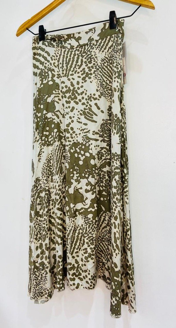 Producto - falda estampada verde y natural - 1