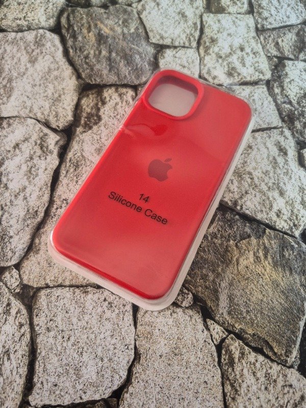 Producto - Funda silicone case con logo Iphone 14 roja