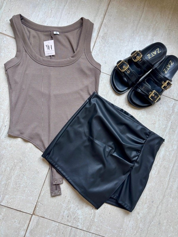 Producto - Short pollera Timon