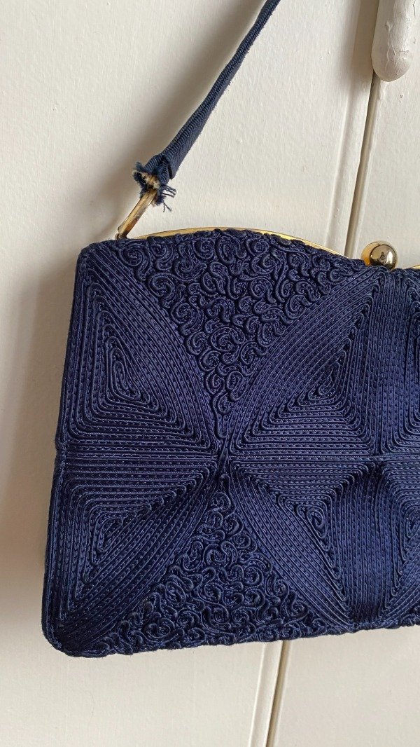 Producto - Cartera vintage labrada azul - 1