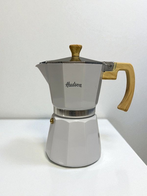 Producto - Cafetera 6 Tazas blanca mod. Italiana Inducción