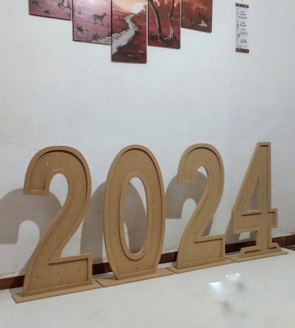 Producto - Combo numeros 2024 con relieve