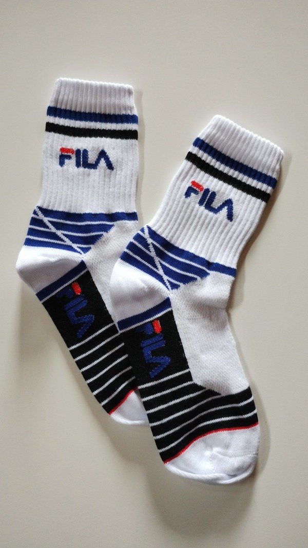 Producto - Fila,líneas negras y azules