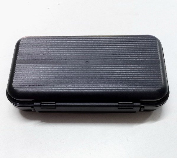 Producto - Caja plástica estanca doble para moscas secas 16,6 x 10 x 4,2 cm