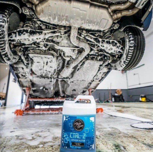 Producto - TOXIC SHINE CTRL Z BIDON 4 LTS APC DESENGRASANTE CONTROL Z MOTOR CHASIS