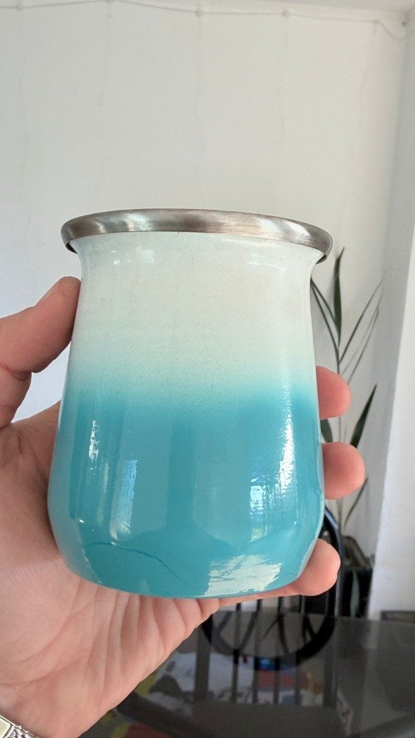 Producto - Mate térmico de Acero Inoxidable con Efecto Degradado en Azul y Blanco