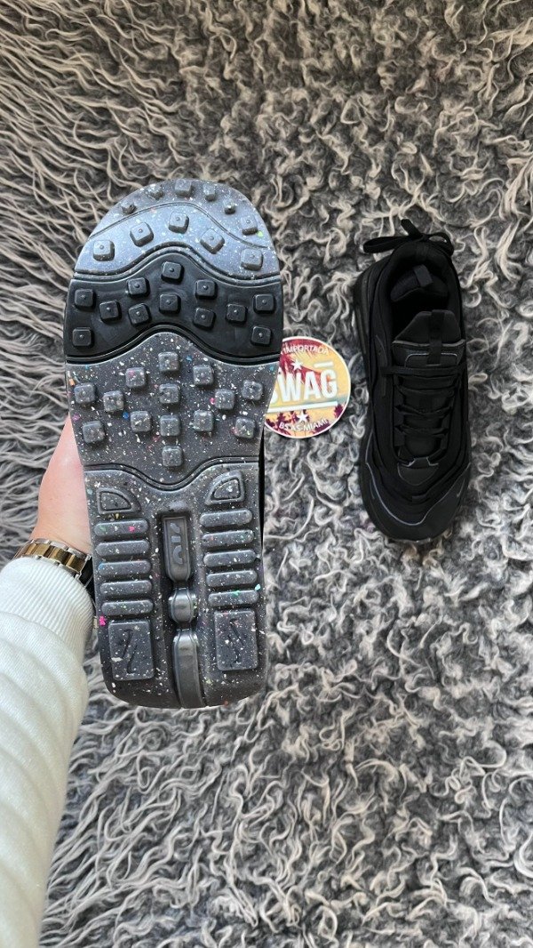 Producto - AIR MAX FURYOSA TRIPLE BLACK - 3