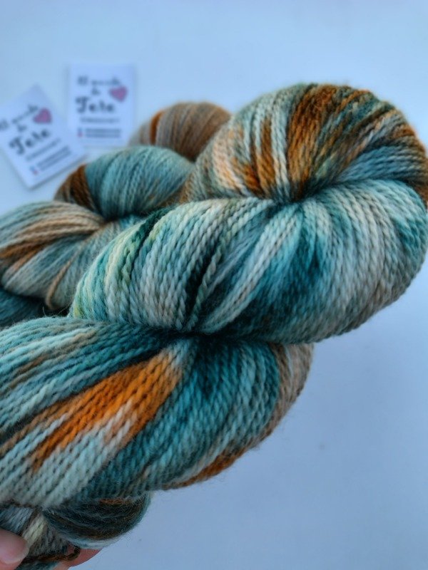 Producto - Hojas de otoño- Lana criolla, Sport.