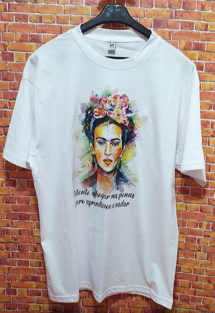Producto - REMERA - FRIDA KALHO - ALGODON OVERSIZE TALLE M - 1