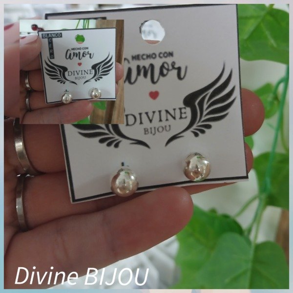 Producto - Aros bolitas de acero blanco