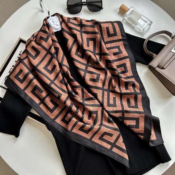 Producto - pañuelo de seda cod 133