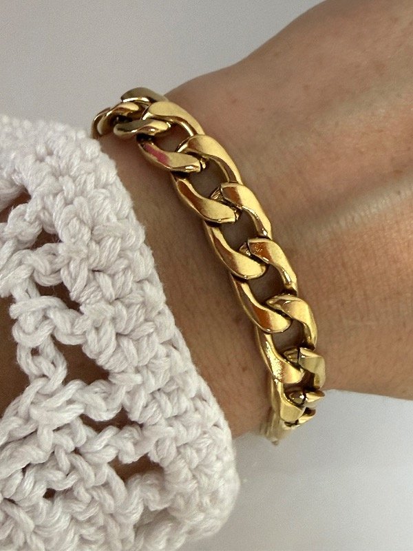 Producto - PD171 Pulsera plana grosor 2.5 cm largo 22 cm acero dorado