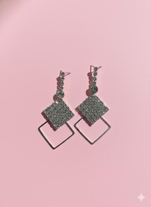 Producto - Aros de strass con gema diseño