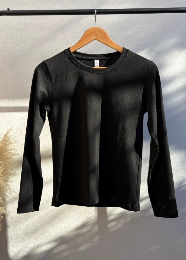Producto - Camiseta modal negra