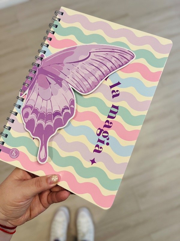 Producto - Cuaderno mariposa A4