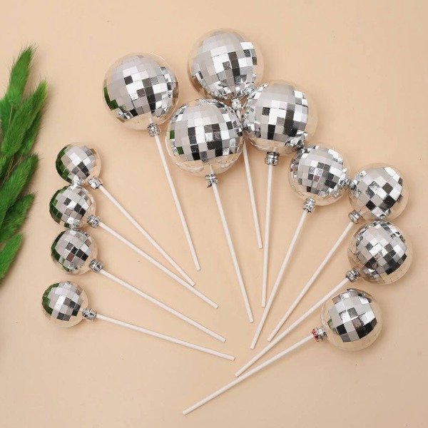 Producto - Set de esferas espejo plateadas x12