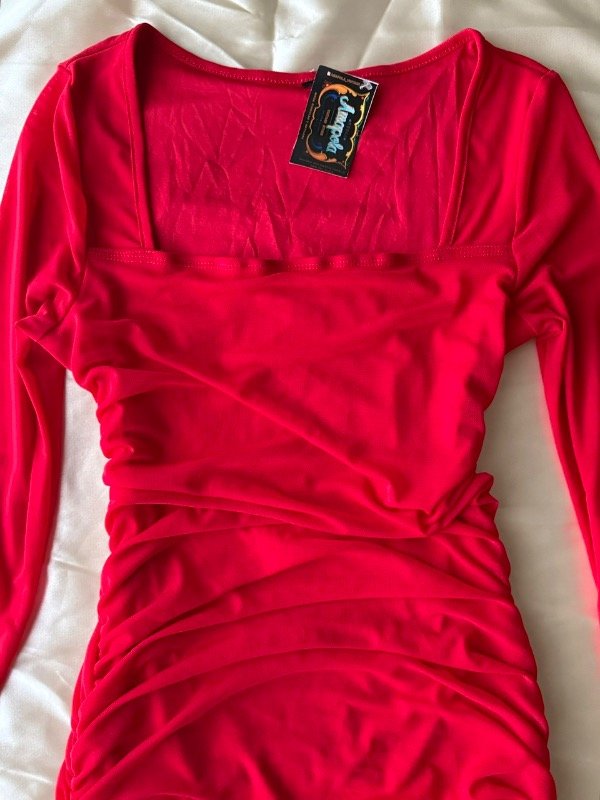 Producto - Vestido rojo fruncido - 2