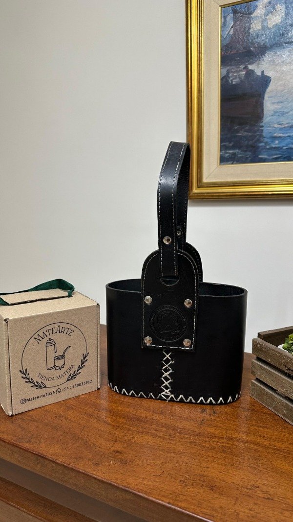 Producto - MEDIA CANASTA CUERO COLOR NEGRO