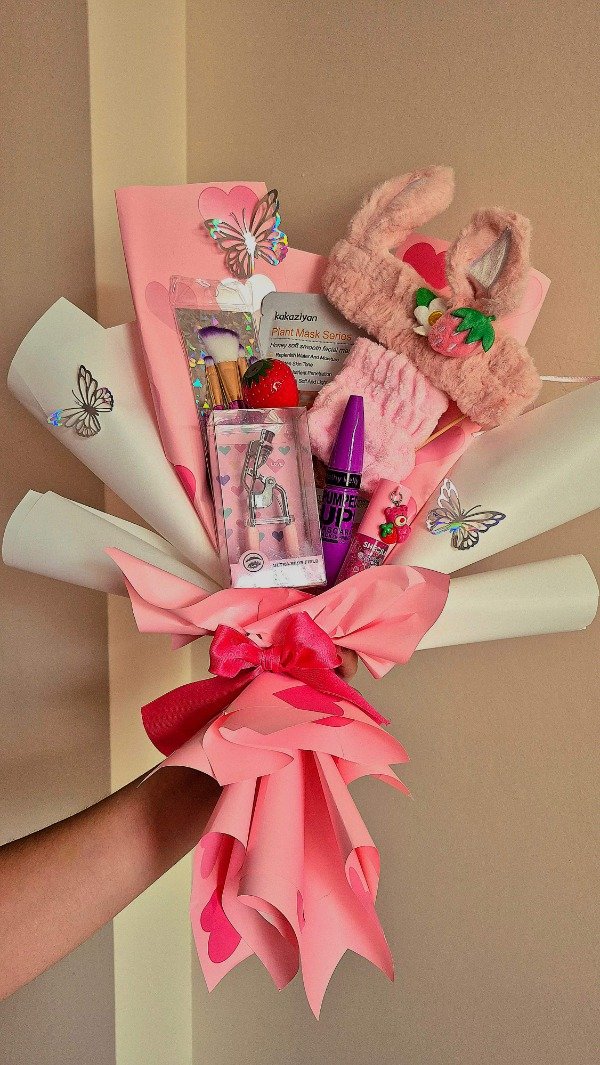 Producto - Ramo de maquillaje