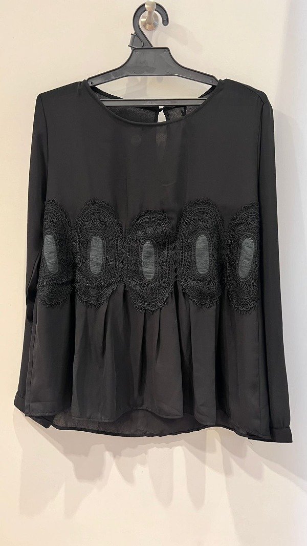 Producto - Camisola C/Aplique de Guipure Ossira