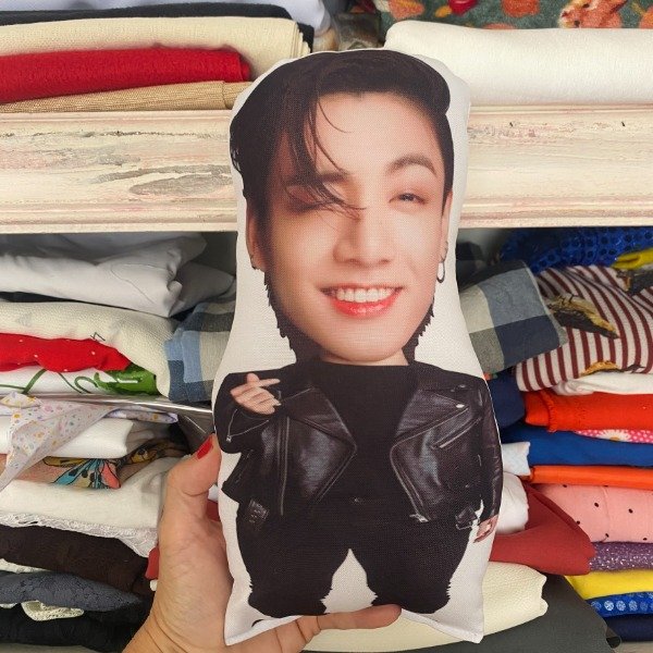 Producto - Muñeco Jungkook BTS 03