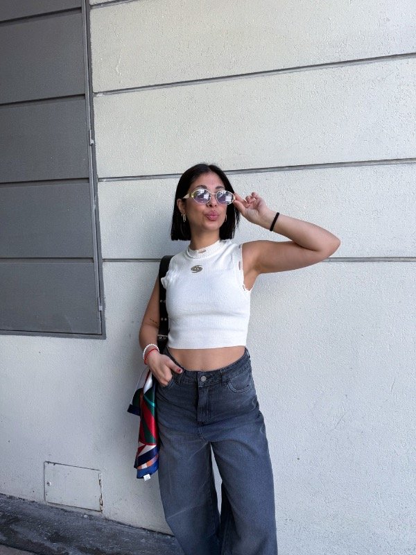 Producto - Musculosa hilo con aplique