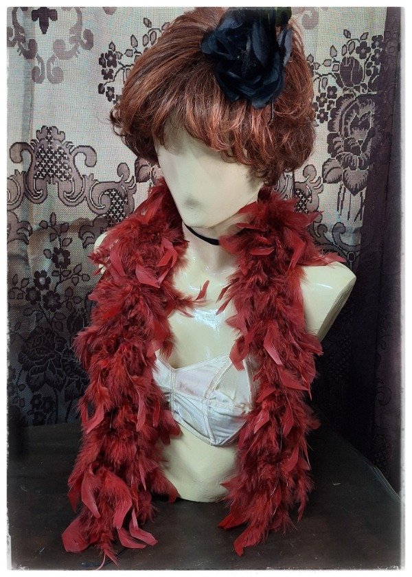 Producto - Boa de plumas Rojas 1.10mts - 0