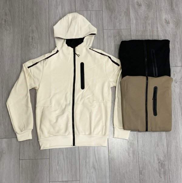 Campera tech reflex