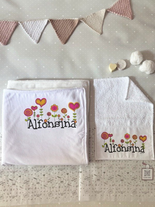 Producto - Pack "Mantita + Toallita" - Flores malpintadas