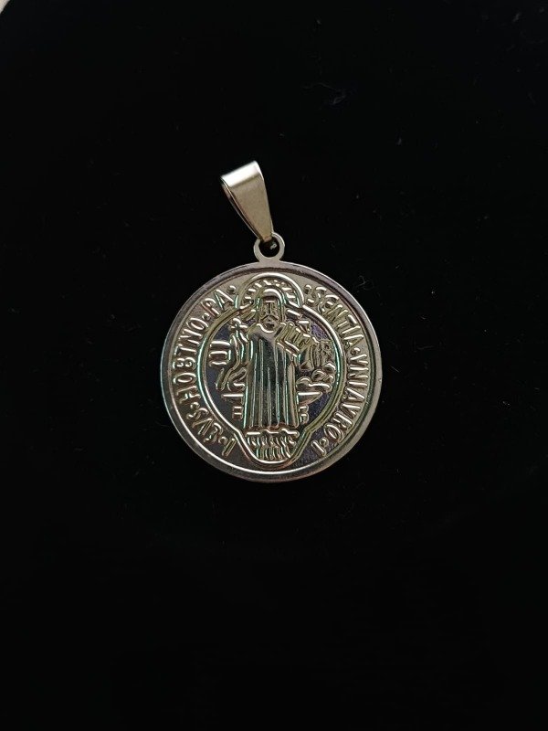 Producto - Dije San Benito mediano