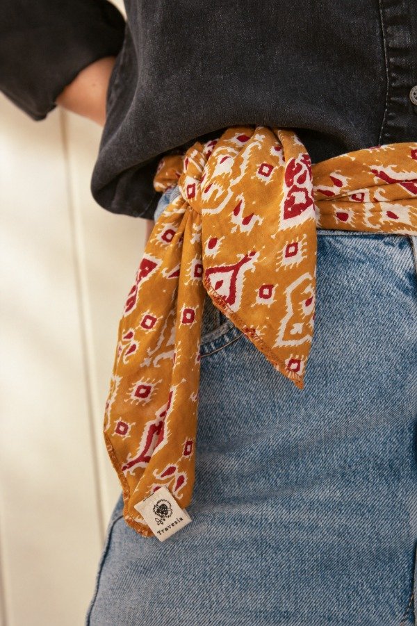 Producto - Pañuelo Mostaza