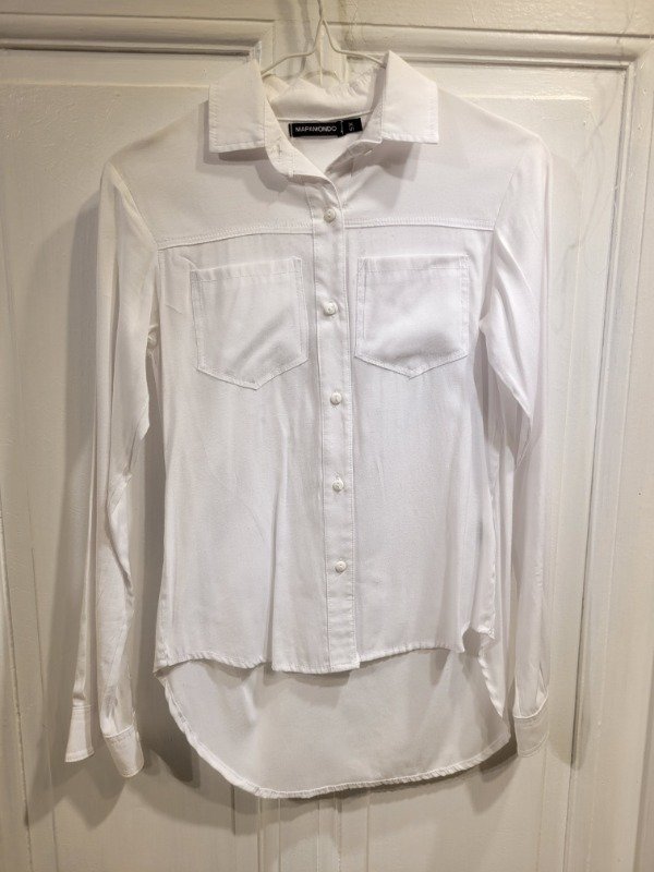 Producto - Camisa MAPAMONDO blanca con arcoiris Talle 12 años - PRECIO: 12X