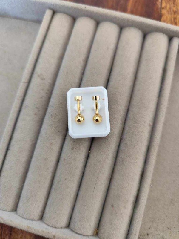 Producto - Aros abridor a rosca bolita tamaño L. Acero dorado