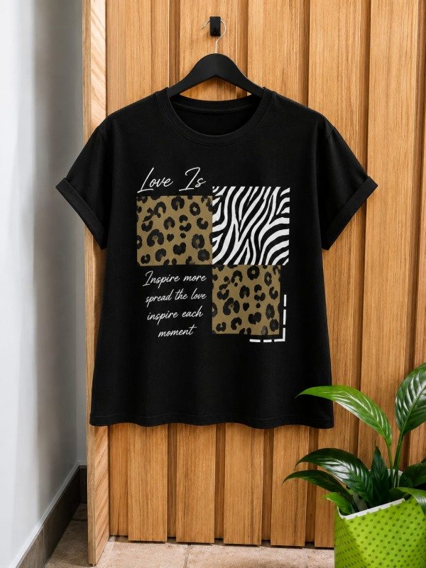 Producto - Remera manga rebatible estampa Love is - 1