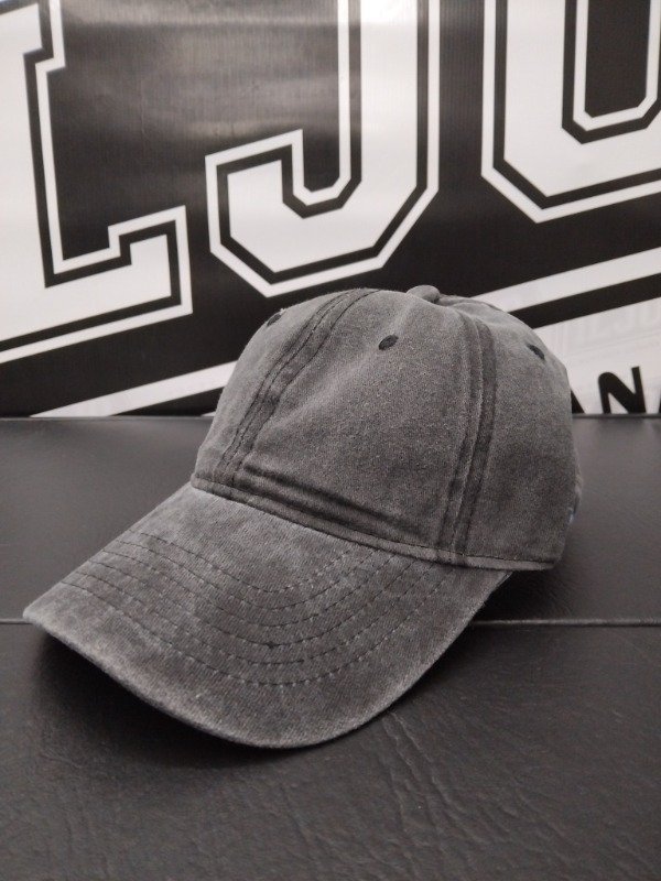 Producto - GORRA VINTAGE NEGRA GAST