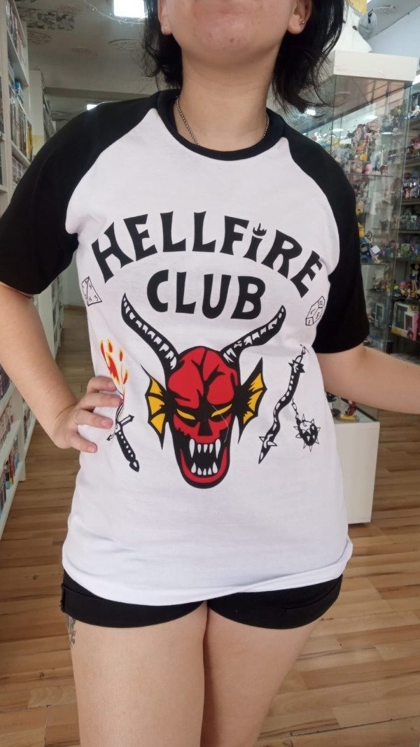 Producto - Remera Hellfire Club - Stranger Things (ingrese para elegir talle)