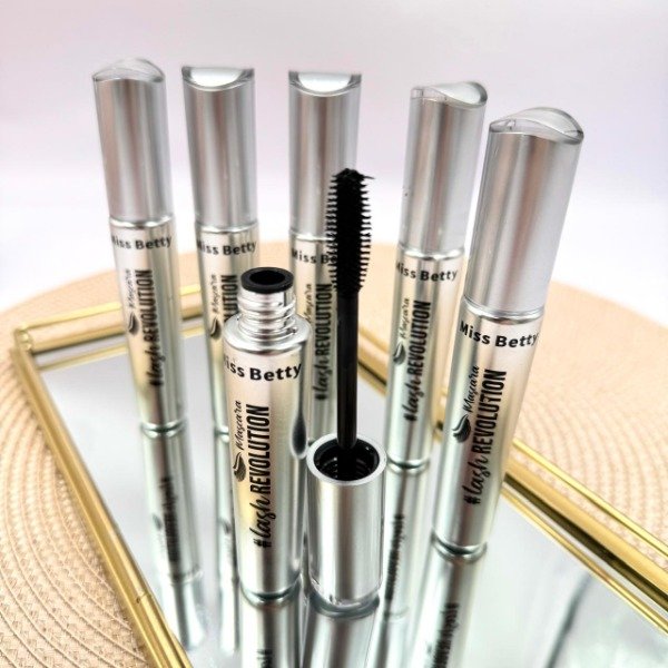 Producto - M5970 MASCARA DE PESTAÑAS LASH REVOLUTION PLATEADO MISS BETTY X1U