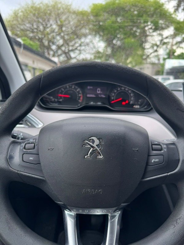Producto - Peugeot 208 1.6 Allure 2018 - 6