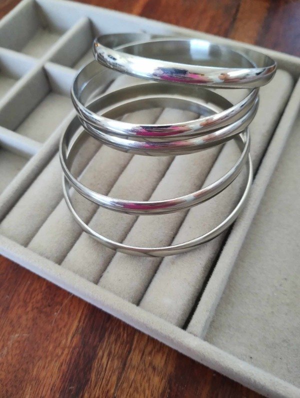 Producto - Esclavas gruesas. Acero quirurgico