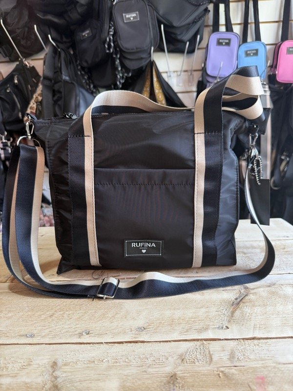 Producto - Cartera LÍA Correa satinada nude