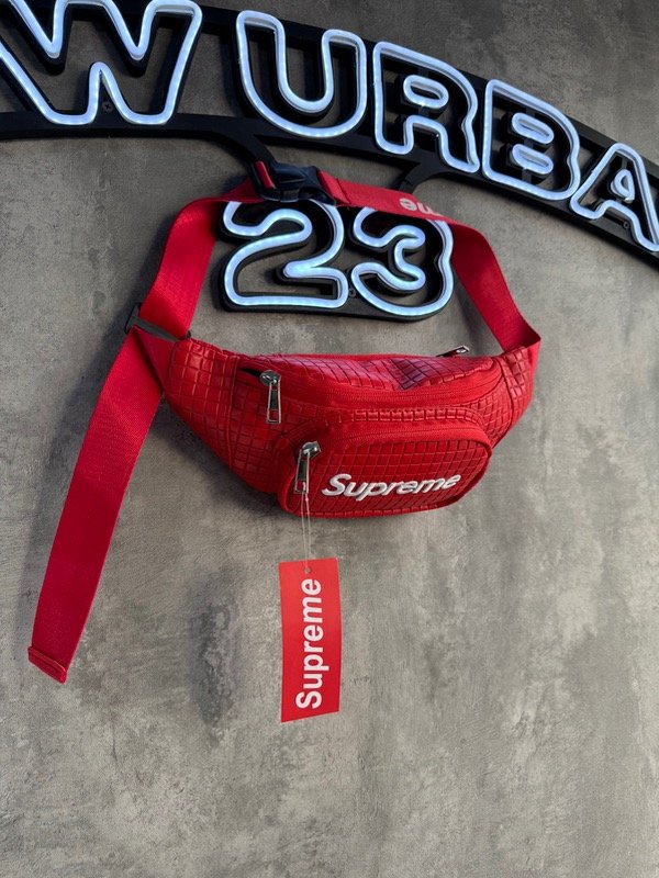 Producto - Riñonera Supreme Red