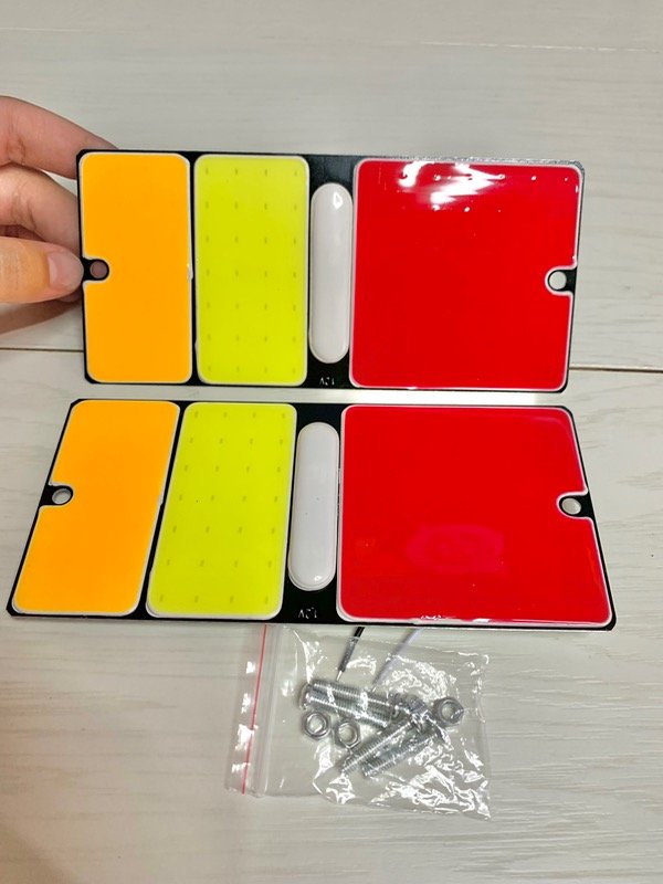 Producto - FAROS UNIVERSALES 12v