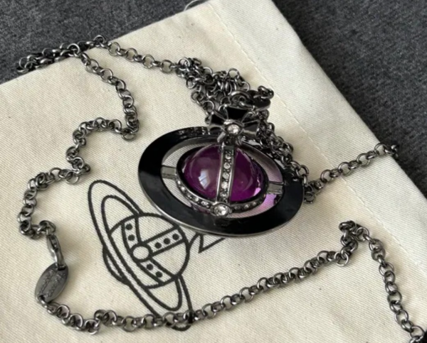 Producto - Collar Orbe Mediano Morado, Vivienne Westwood