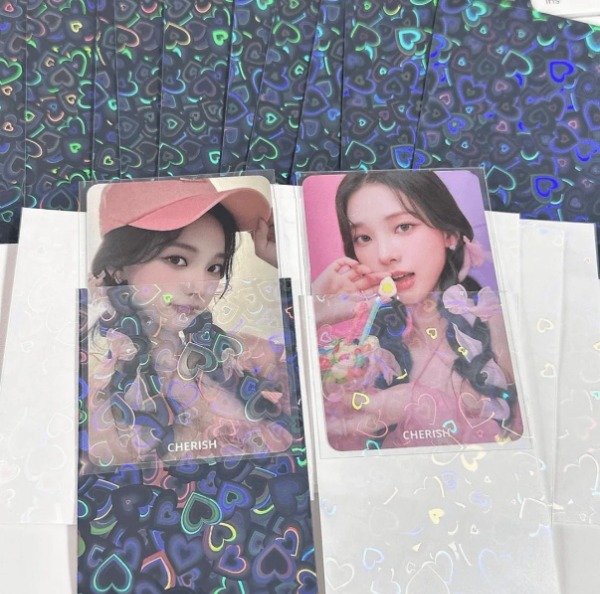 Producto - Sleeves holo hearts
